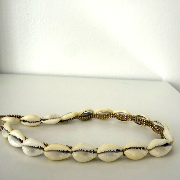 Isabel Marant Noki Gold Tone Shell Choker Necklace - Picture 6 of 7